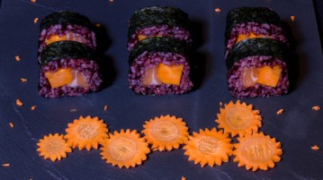 image une du sushi orange mécanique